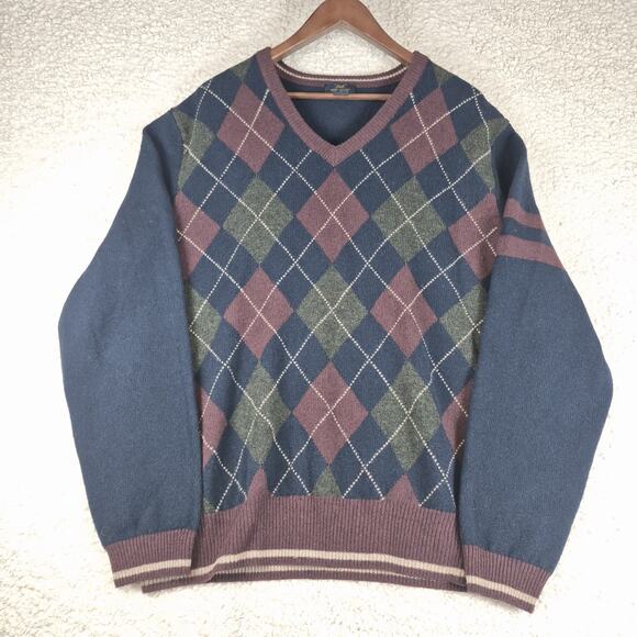 Brooks Brothers 346 Sweater Men’s XL Lambswool Argyle V-Neck Pullover Navy - Picture 2 of 7